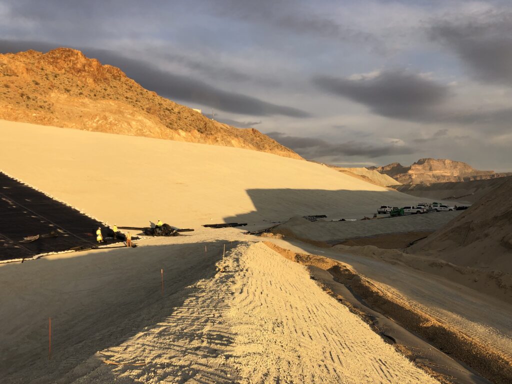 Golden Vertex Mining containment