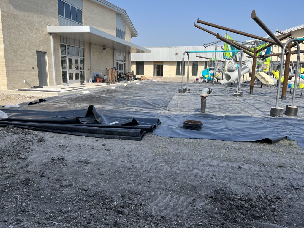 geosynthetic-liner-installation