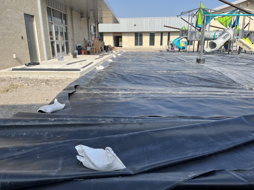 geosynthetic-liner-installation