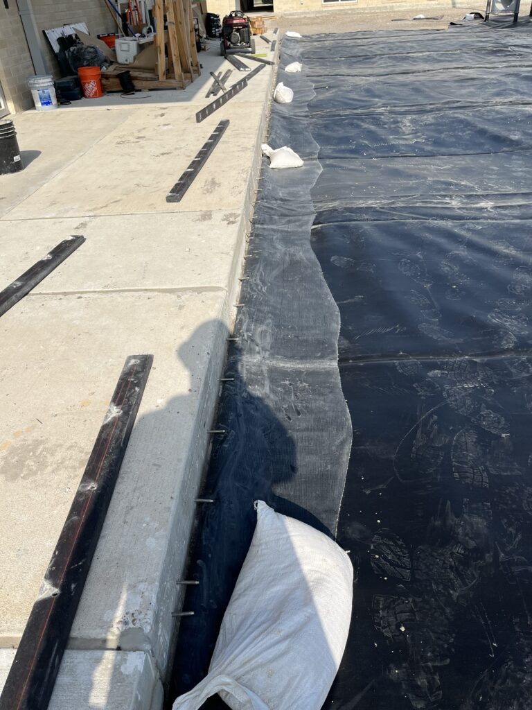geosynthetic-liner-installation