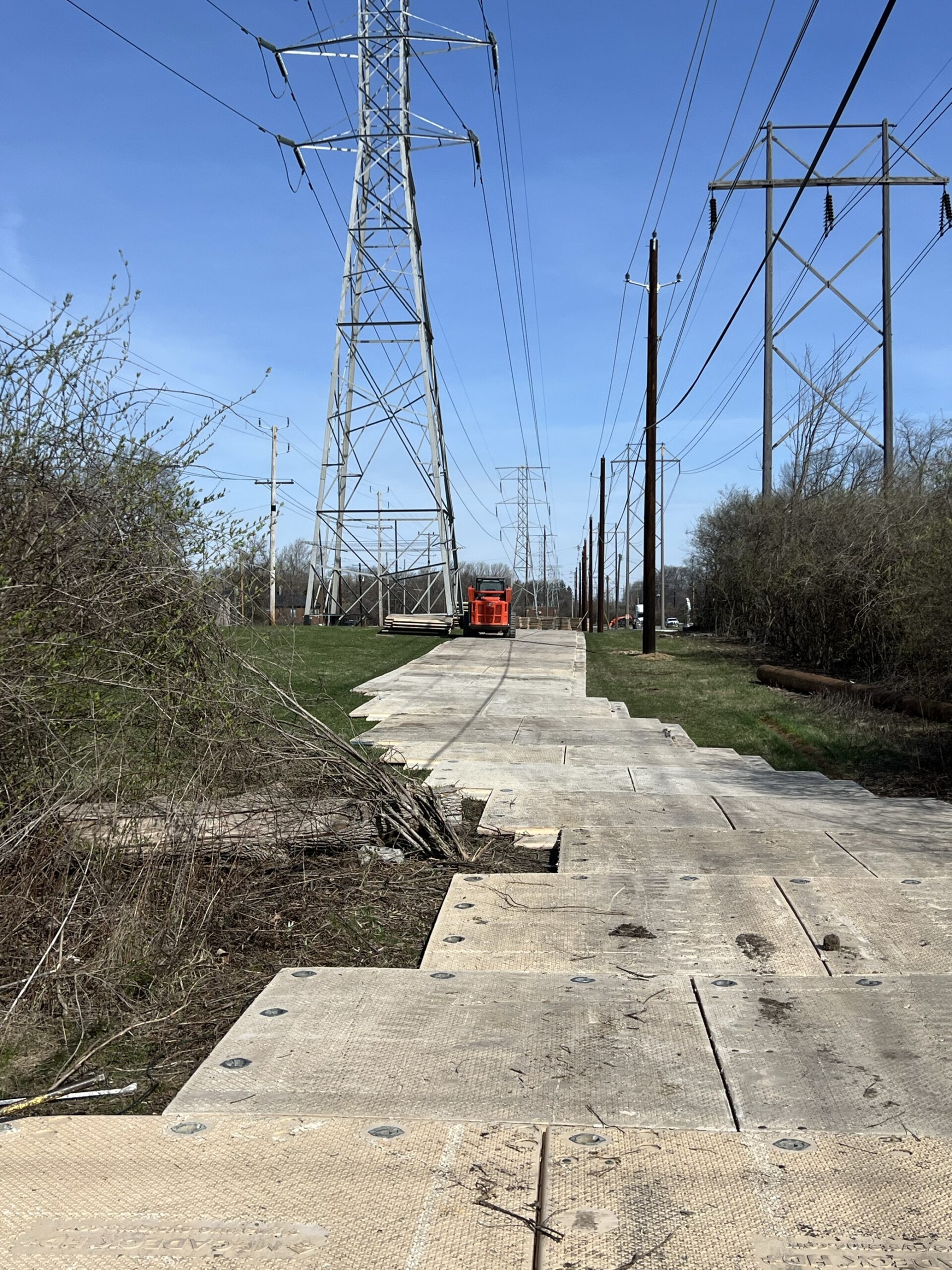transmission-line-repair-mat-access-road